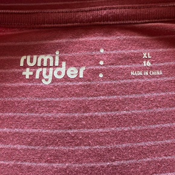 Rumi & Ryder Soft Roses Brick colored Tee Shirt with flattering front tie - Picture 5 of 6